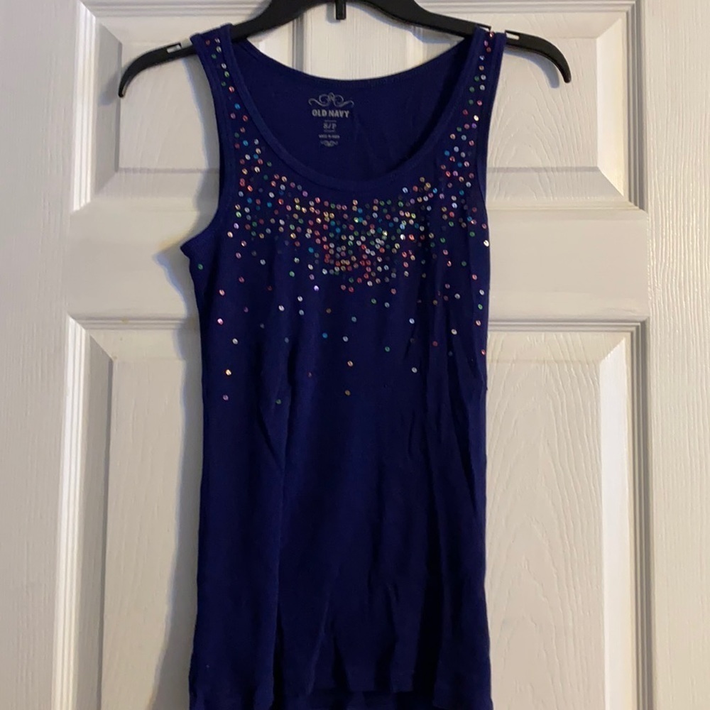 Old Navy women’s top; size S